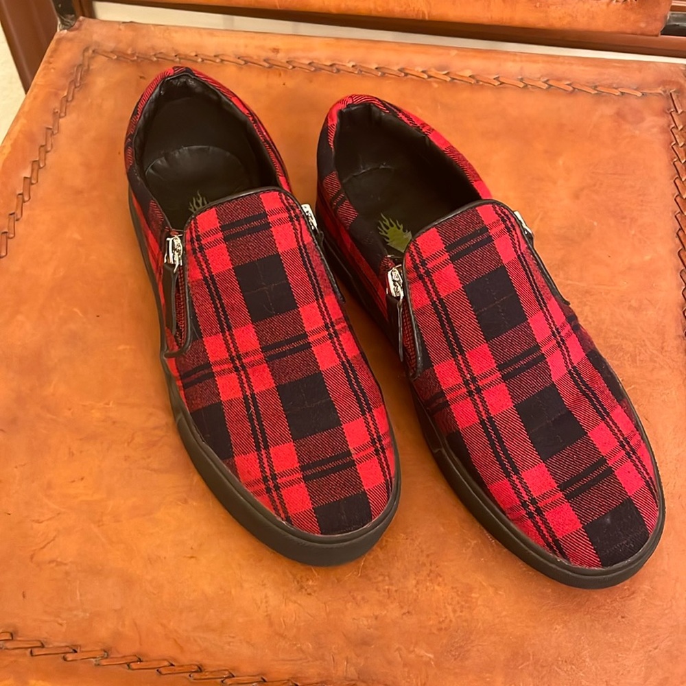Volatile Shoes